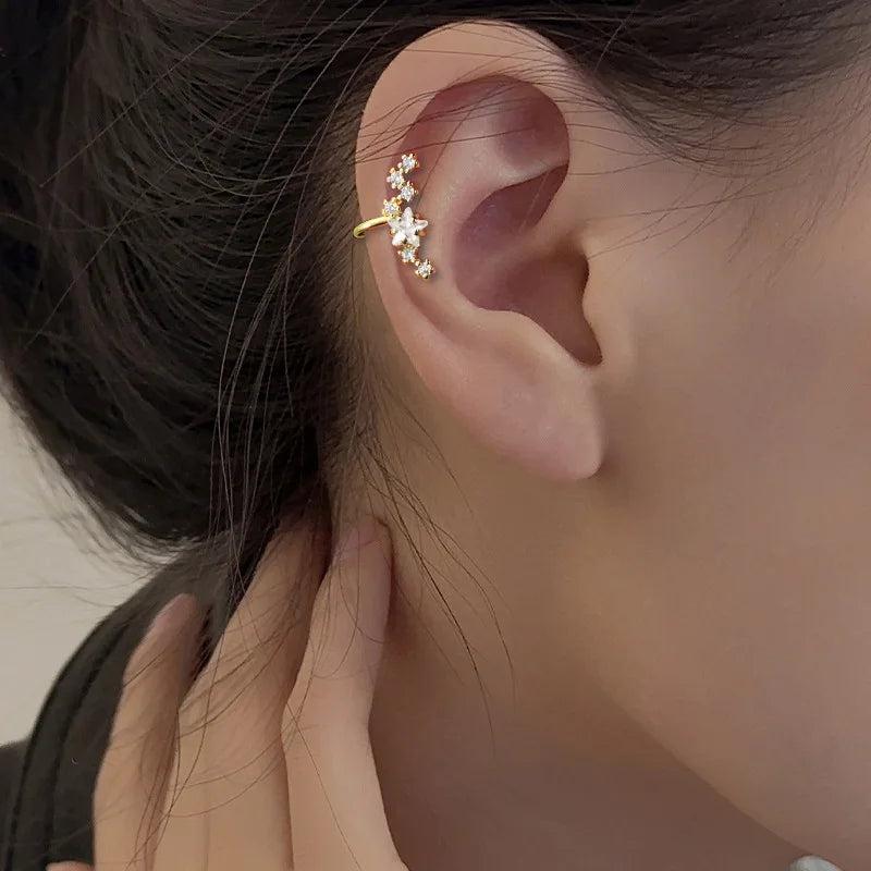 Sparkling Zircon Star Ear Clip for Women Without Piercing Long Tassel Sweet Ear Cuff Clip Earrings Wedding Jewelry Gift